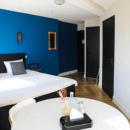 Boutique 3*